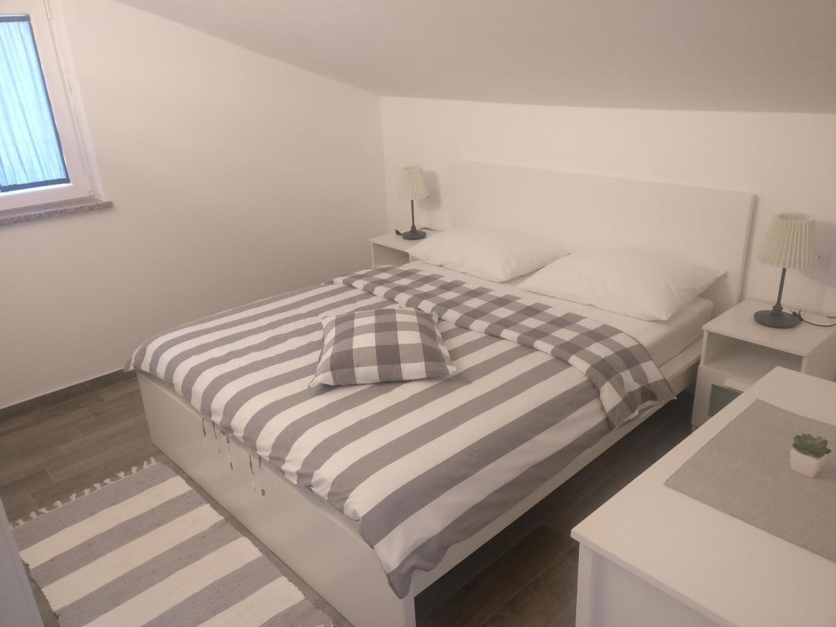 Apartmani Popovic Poreč Exterior foto