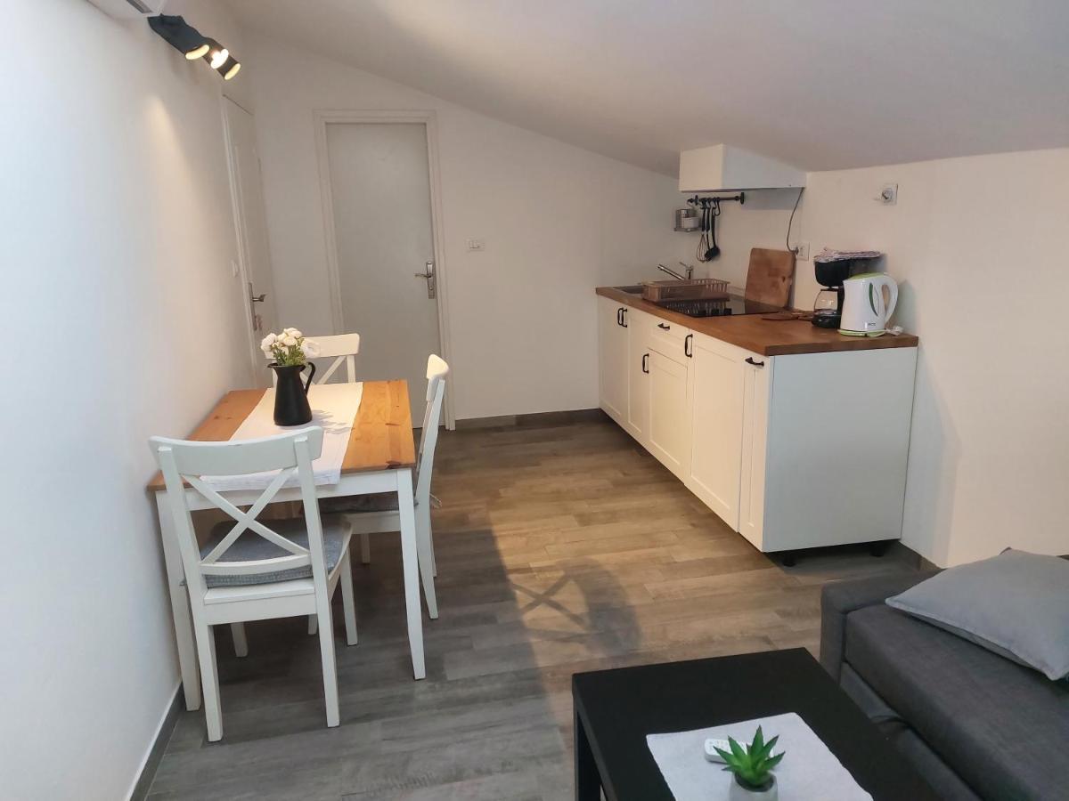 Apartmani Popovic Poreč Exterior foto