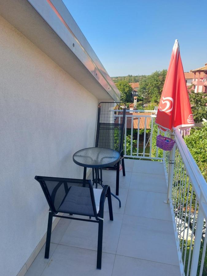 Apartmani Popovic Poreč Exterior foto