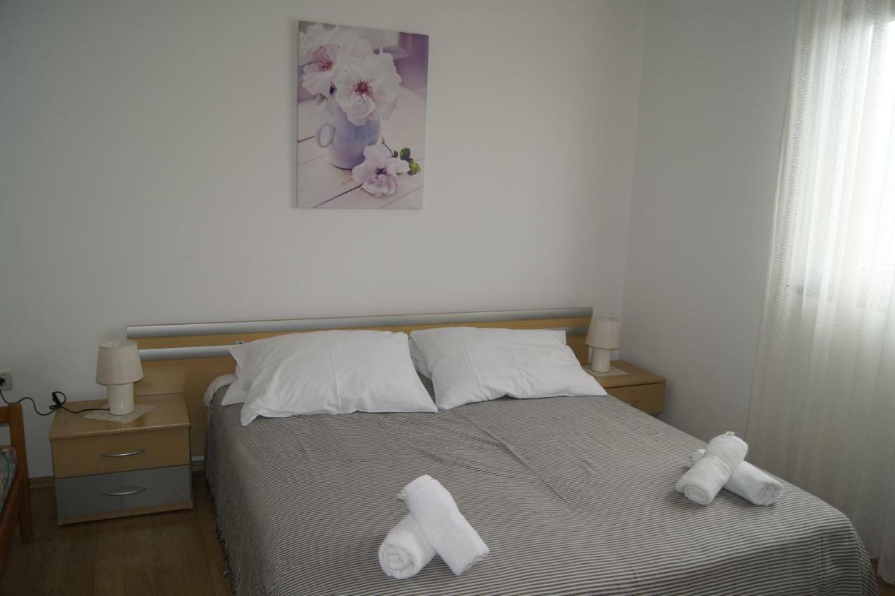 Apartmani Popovic Poreč Exterior foto